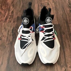 Nike Huarache E.D.G.E. TXT